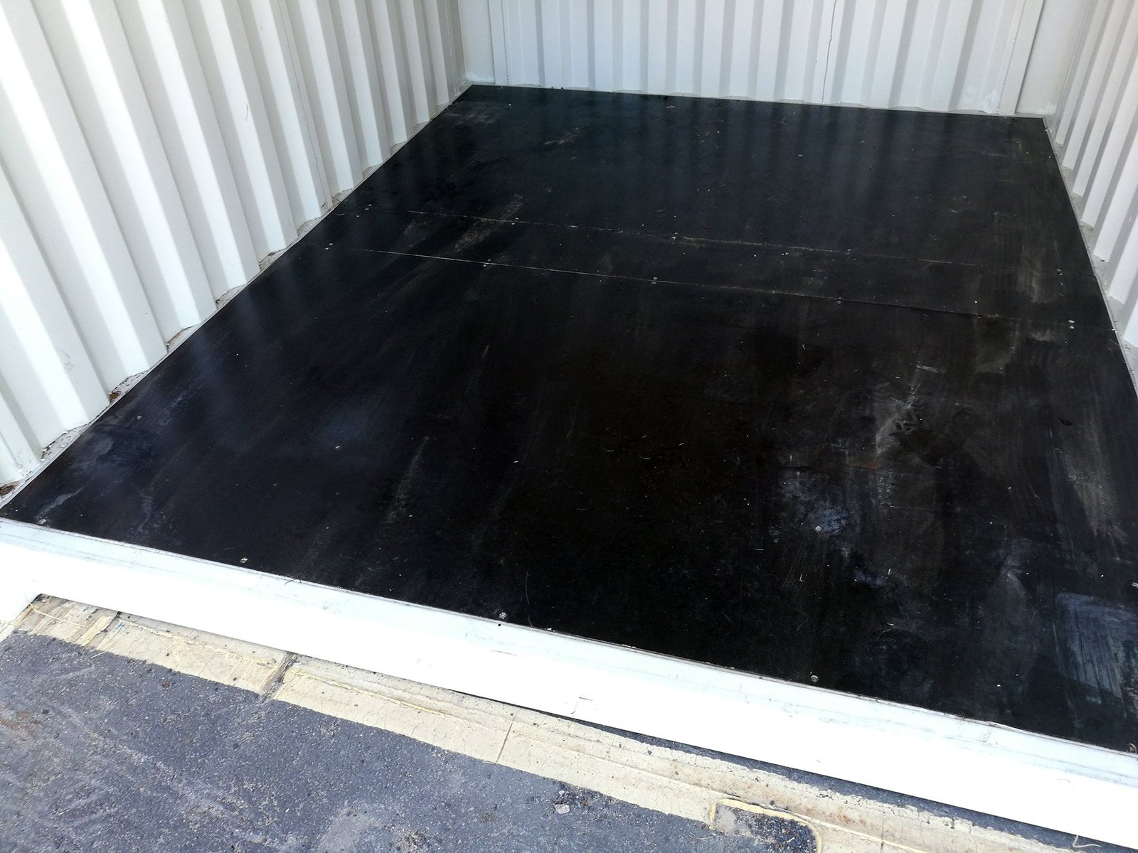 20’ INSULATE CONTAINER, EX-REEFER 2 6 3